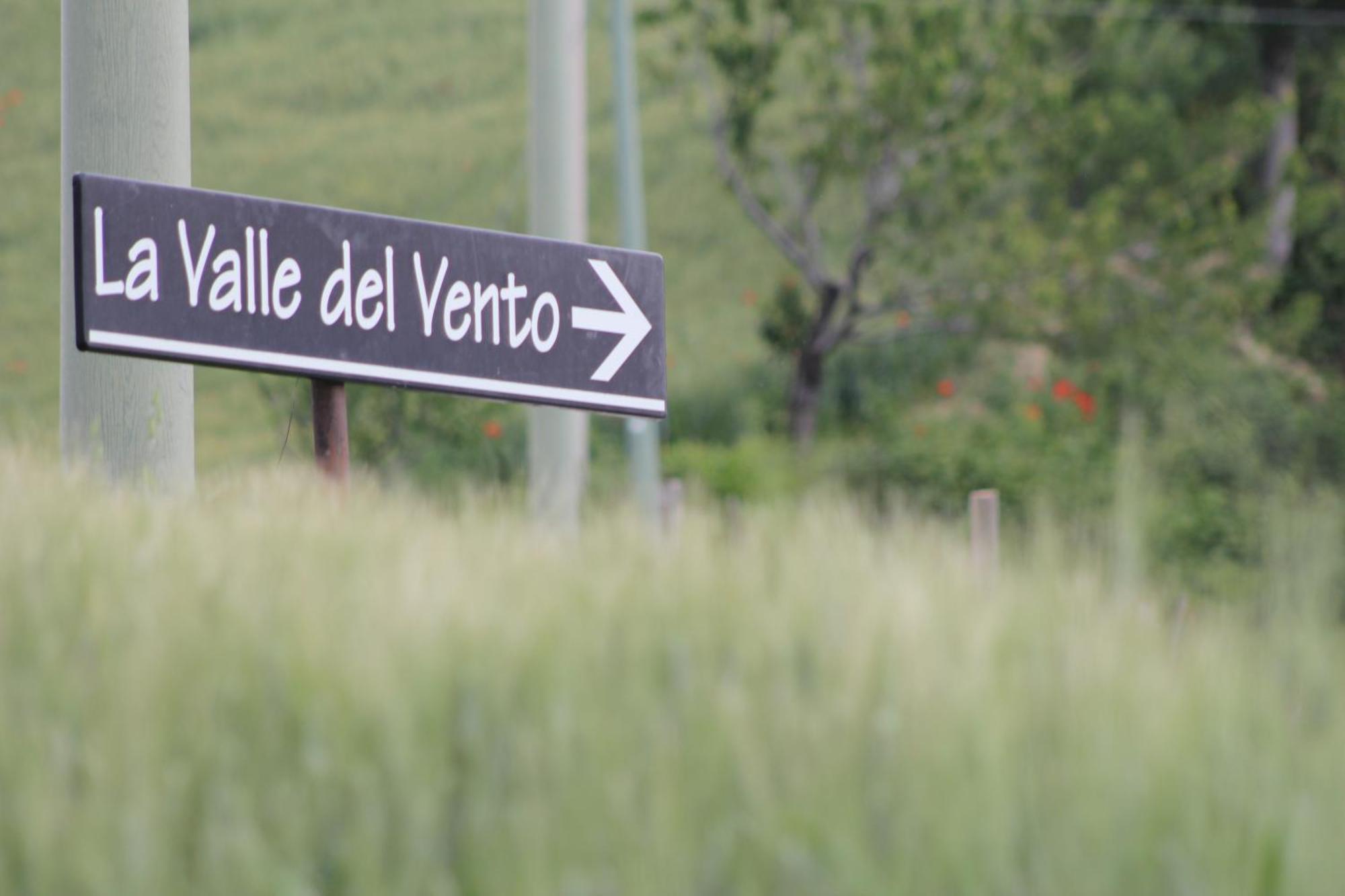 Agriturismo La Valle Del Vento Urbino Eksteriør billede